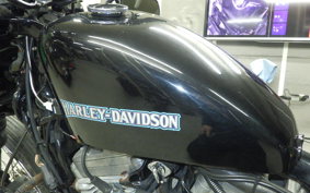 HARLEY XLH883 HUGGER 2000