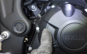 YAMAHA YZF-R25 A 2023 RG74J