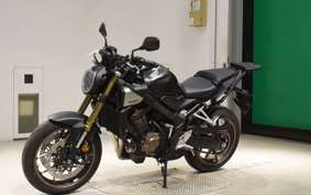 HONDA CB650R E-Clutch 2025 RH17