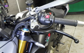 DUCATI STREETFIGHTER V4 S 2023
