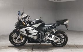 HONDA CBR600RR PC37