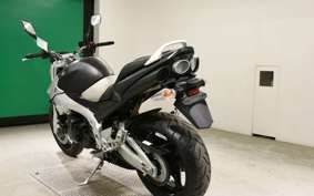 SUZUKI GSR 400 A 2008 GK7DA