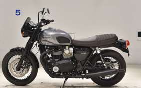 TRIUMPH BONNEVILLE T120 2025