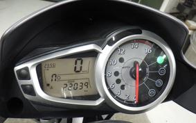 TRIUMPH STREET TRIPLE R 2011