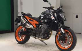 KTM 890 DUKE GP