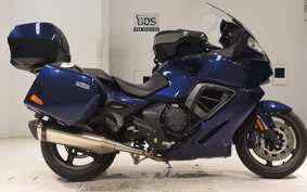TRIUMPH TROPHY 1215 SE 2013
