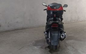 YAMAHA MAJESTY 125 SE27