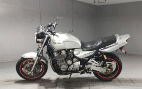 YAMAHA XJR1300 1998 RP01J
