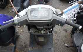 SUZUKI ADDRESS V100 CE11A