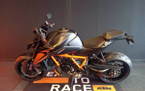 KTM 1390S-DUKE R EVO V3940