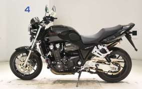 HONDA CB1300SF SUPER FOUR Gen. 3 2025 SC54