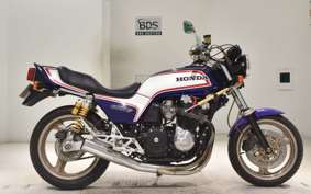 HONDA CB750F С 1982 RC04