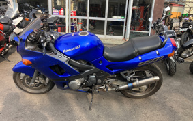 KAWASAKI ZZ-R400 2004 ZX400N