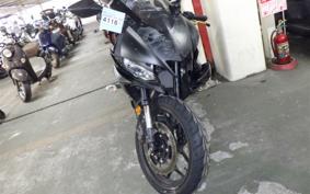 YAMAHA YZF-R25 A 2022 RG43J
