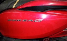 HONDA FORZA SI 1986 MF12