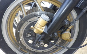 SUZUKI GSX750S KATANA Gen.3 1984 GR72A