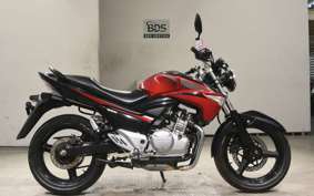 SUZUKI GSR250 2023
