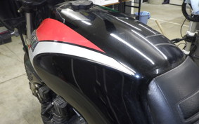 YAMAHA XJ750 E 1983 29R