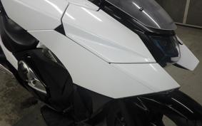 HONDA NM4 VULTUS -02 2016 RC82
