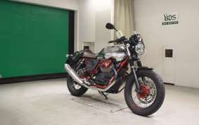 MOTO GUZZI V7 RACER 2 2015