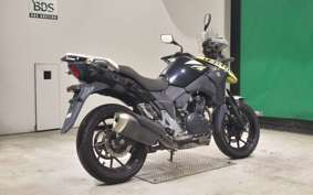 SUZUKI Vｽﾄﾛｰﾑ250A