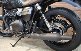 TRIUMPH  TRIUMPH  BONNEVILLE T120 BLACK  2021 DAD75H