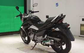 SUZUKI GSR250 2025