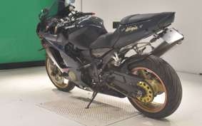 KAWASAKI ZX 1200 NINJA R 2003 ZXT20B