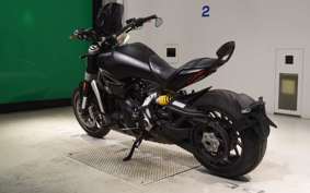 DUCATI DIAVEL X 2016