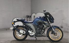 YAMAHA FZS25 RG69