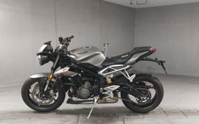 TRIUMPH STREET TRIPLE RS HDA464