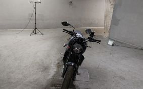 TRIUMPH TRIDENT 660 2021 LGL10U