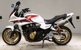 HONDA CB1300SB SUPER BOLDOR A 2013 SC54
