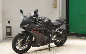 HONDA CBR650R E-Clutch 2024 RH17