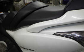 HONDA FORZA Z 2013 MF08