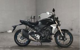 HONDA CB250R MC52