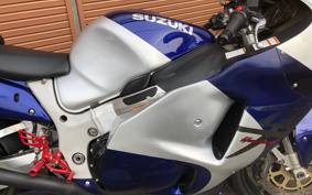 SUZUKI GSX1300R HAYABUSA 2002 GW71A