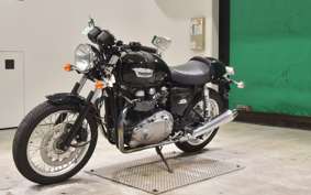 TRIUMPH THRUXTON 900 2010