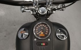 HARLEY HARLEY FXDB1580 GX4