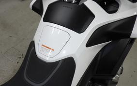 HONDA GL 1800 GOLD WING TOUR DCT 2021 SC79