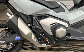 HONDA X-ADV 750 2022 RH10