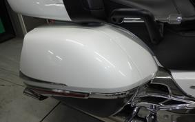 HONDA GL 1800 GOLD WING 2013 SC68