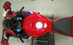 HONDA CBR600RR 2024 PC40
