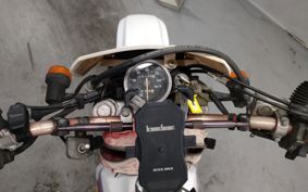 SUZUKI DR250R SJ45A