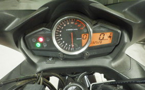 SUZUKI GSR250F