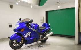 SUZUKI GSX-1300R HAYABUSA 2004
