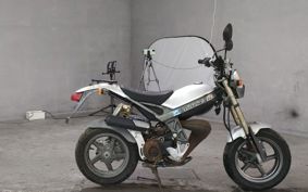 SUZUKI STREET MAGIC CA1LB