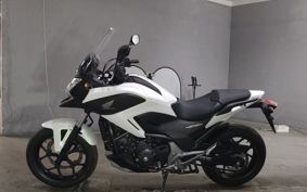 HONDA NC750X 2015 RC72