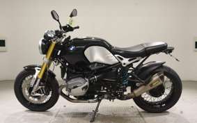 BMW R NINE T 2014
