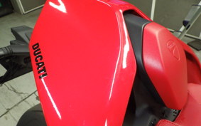 DUCATI STREETFIGHTER V4 S 2025